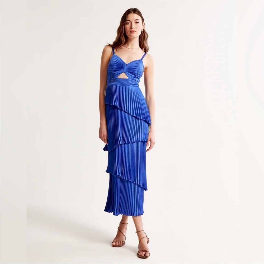 Abercrombie & Fitch Pleated Dress